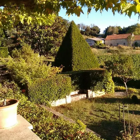 Les Terrasses Du Soleil Bed and Breakfast